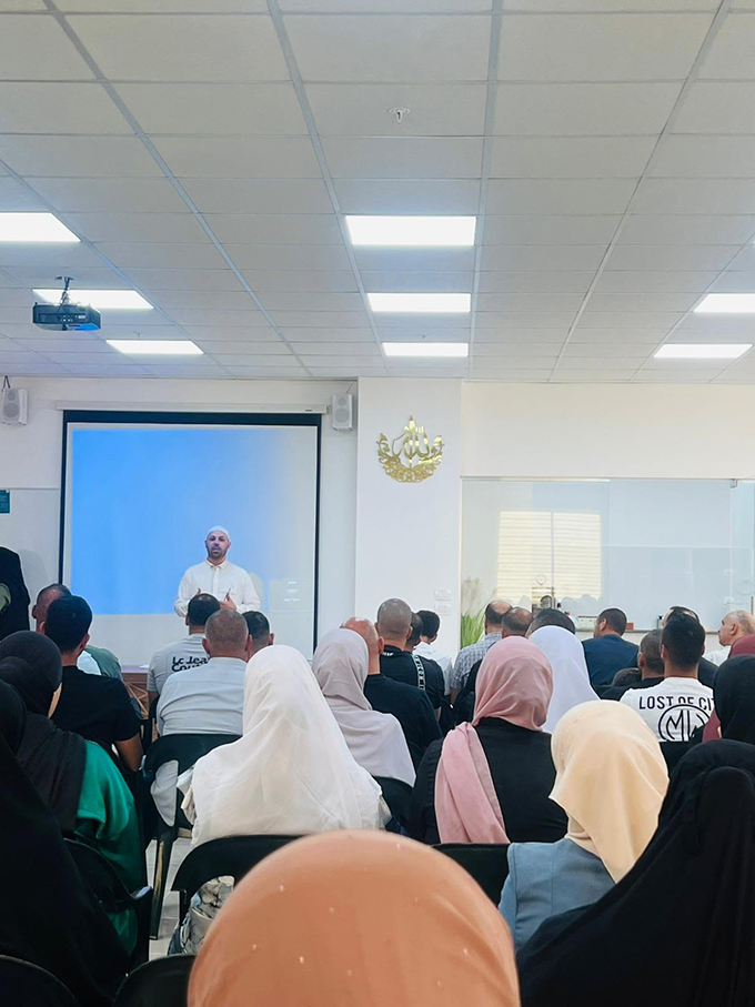 دار القرآن الكريم- جلحولية تنظم إجتماعا لأولياء أمور الطلاب